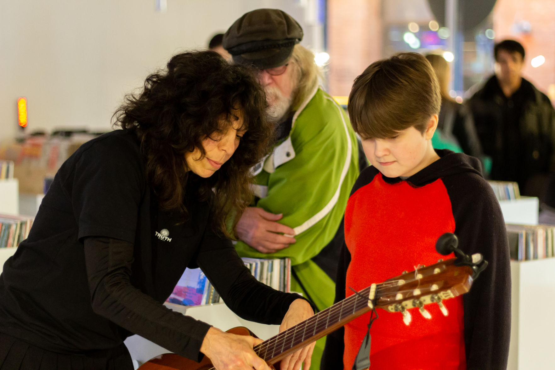 Truth Vinyl Open Mic encourages collaboration between musicians of all ages